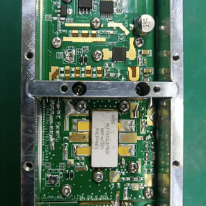 Блок помех с разбивкой 5500-5800 МГц.50 Вт.