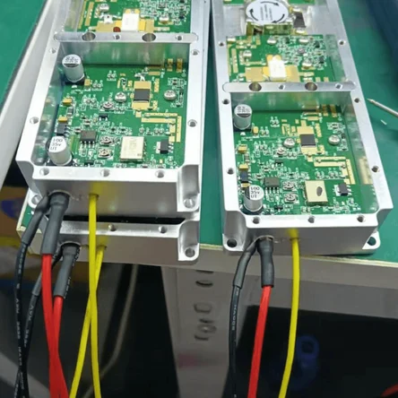 Блок помех с разбивкой 100-2700 МГц.50 Вт.